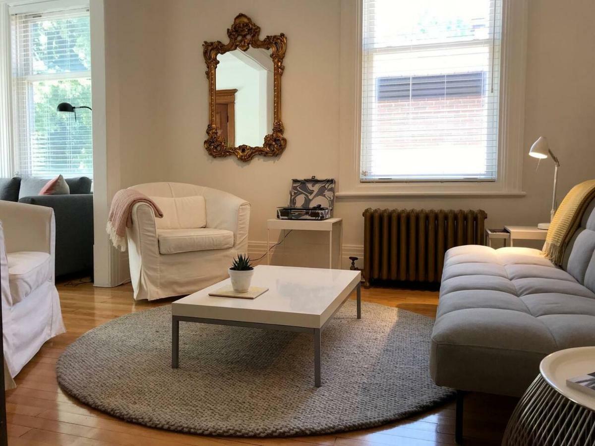 Jules & Jim Apartment Montreal Bagian luar foto